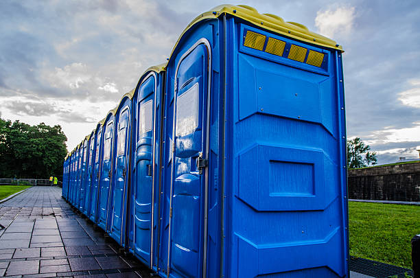 Best Portable bathroom rental  in Garden City, MI